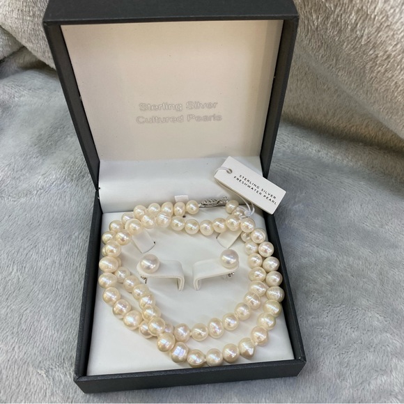Iris & Lily Cultured Pearls white cream Sterling Silver 925 Necklace Earring SET - Picture 1 of 10